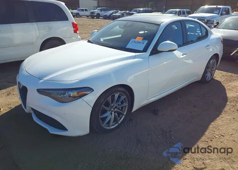 2023 Alfa Romeo Giulia Sprint Rwd из США, поврежденный, VIN ZARFAMAN1P7671791